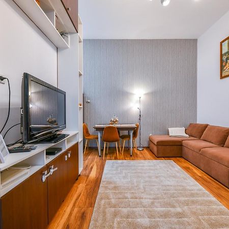 Glam Apartment Cluj-Napoca Eksteriør bilde