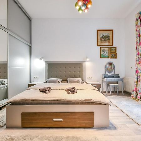 Glam Apartment Cluj-Napoca Eksteriør bilde